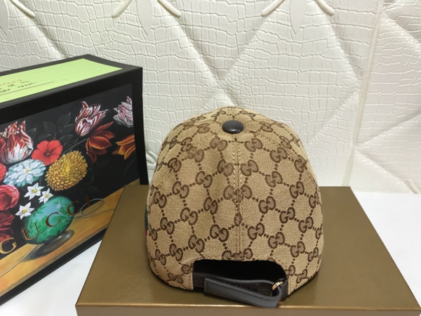 ブランド帽子側面デザイン